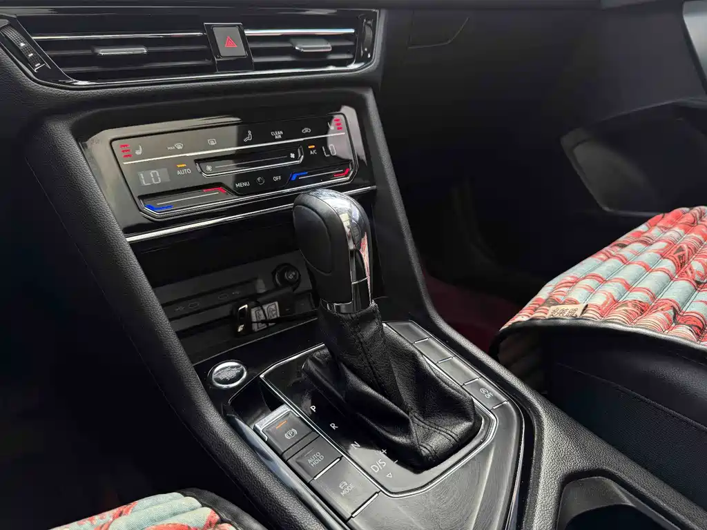 Volkswagen Tharu — миниатюра 12
