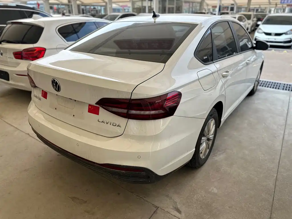 Volkswagen Lavida — миниатюра 12