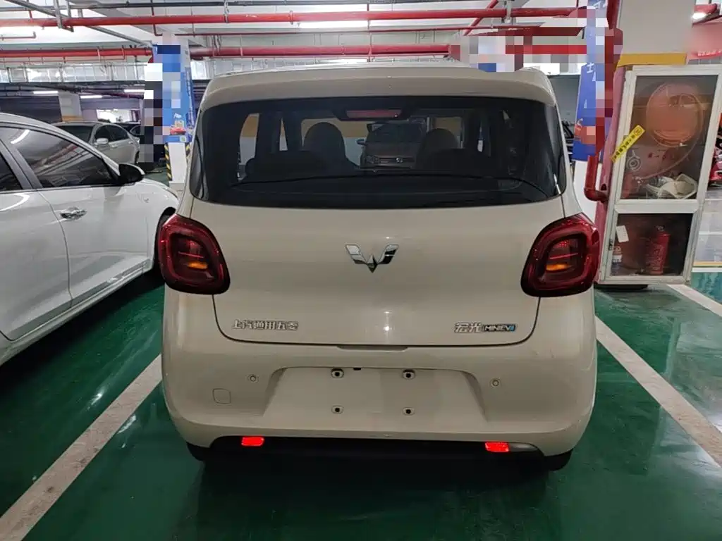 Wuling MINIEV — миниатюра 6