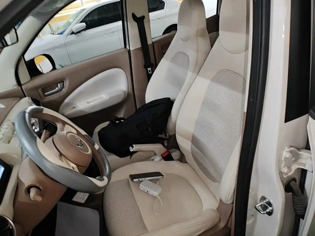 Wuling MINIEV — миниатюра 15