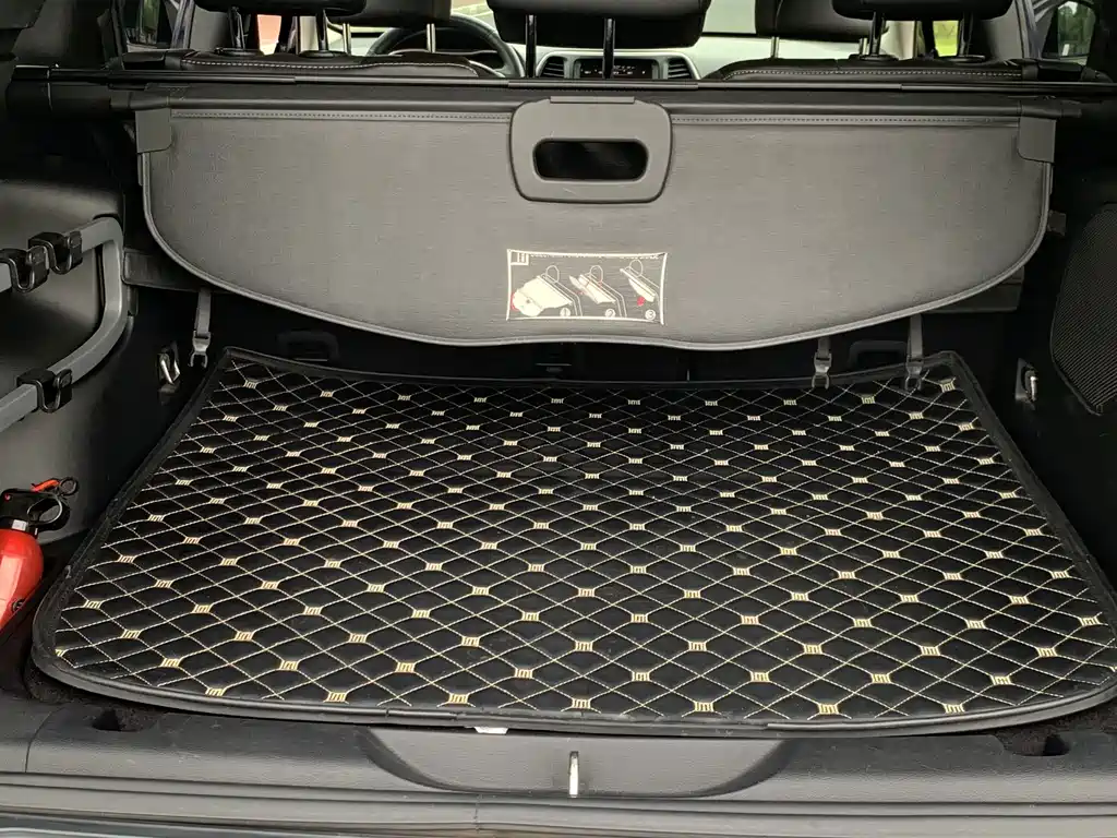 Jeep Cherokee (Import) — миниатюра 15