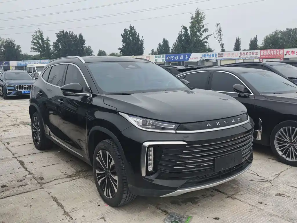 Exeed Lingyun — миниатюра 3