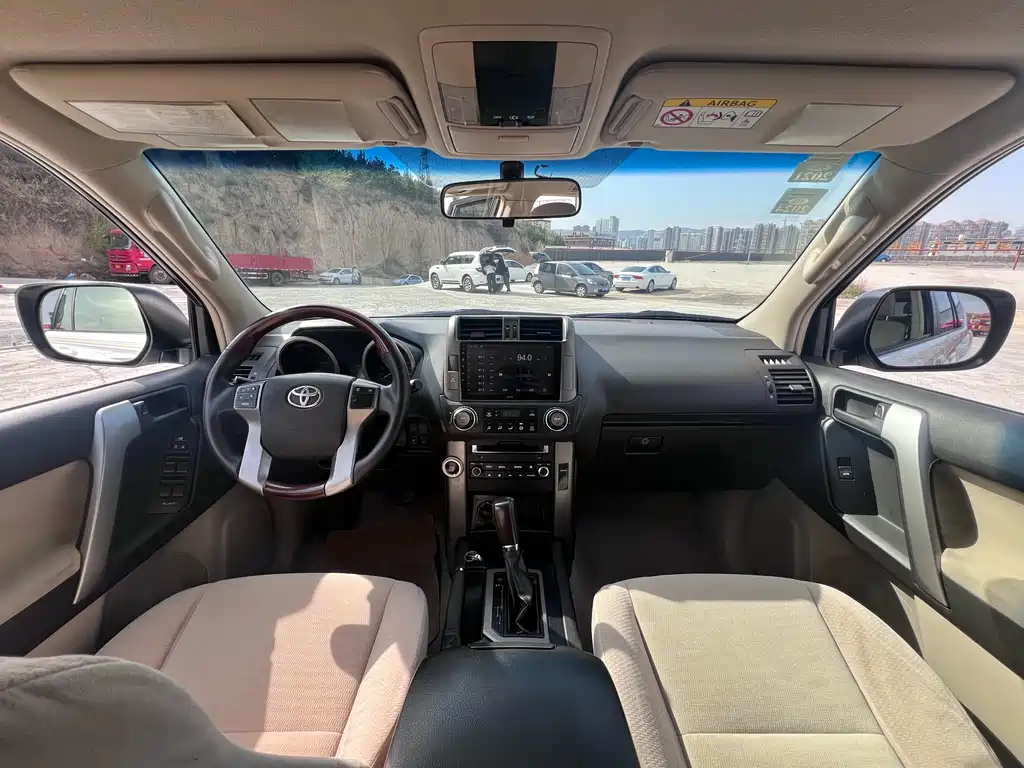 Toyota Land Cruiser Prado 2013 2.7L