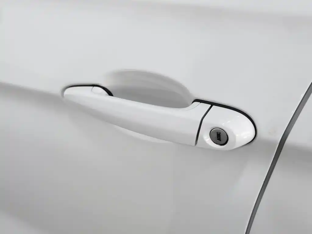 BMW 3 Series — миниатюра 18