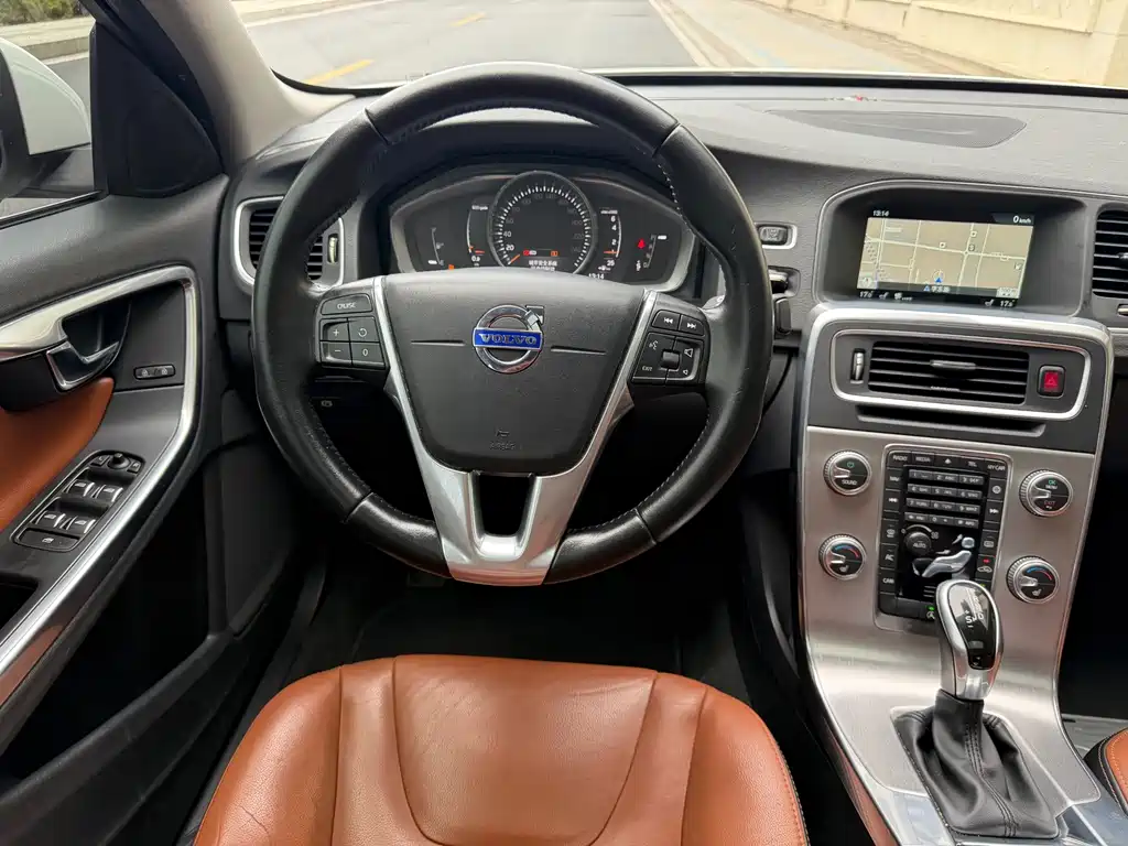 Volvo S60 — миниатюра 9