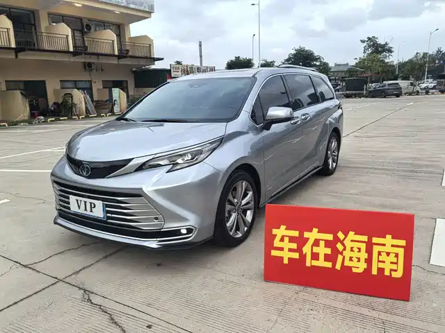 Toyota Sienna