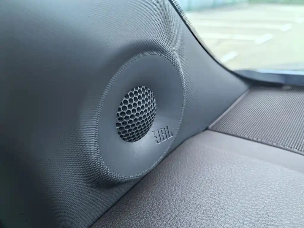 Toyota Sienna — миниатюра 28