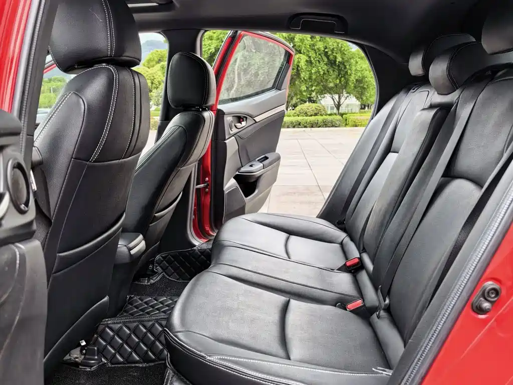 Honda Civic — миниатюра 8