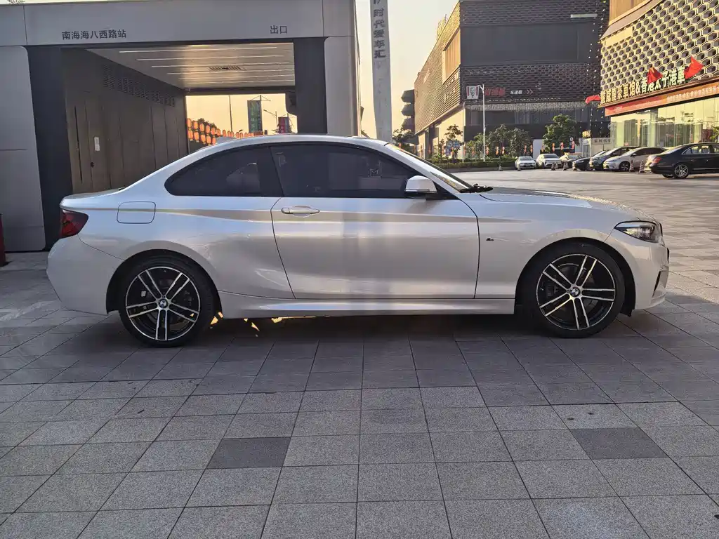 BMW 2 Series (Import) — миниатюра 12