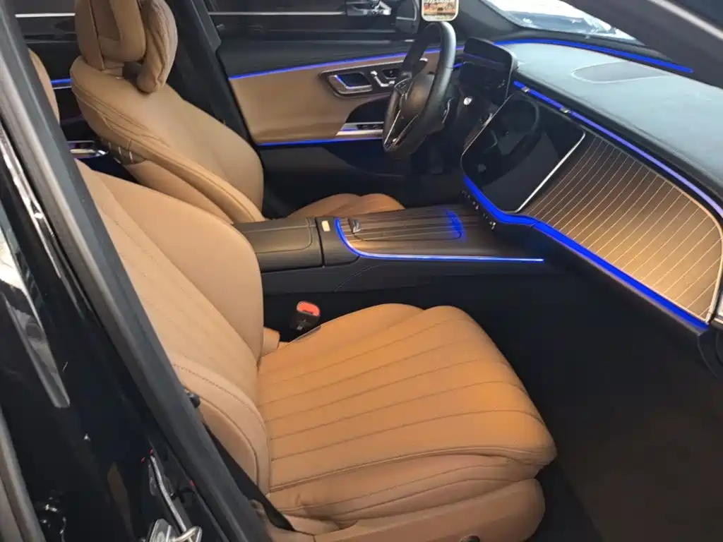 Mercedes-Benz E-Class — миниатюра 25