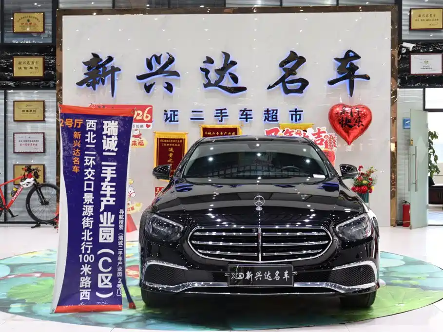Mercedes-Benz E-Class — миниатюра 2