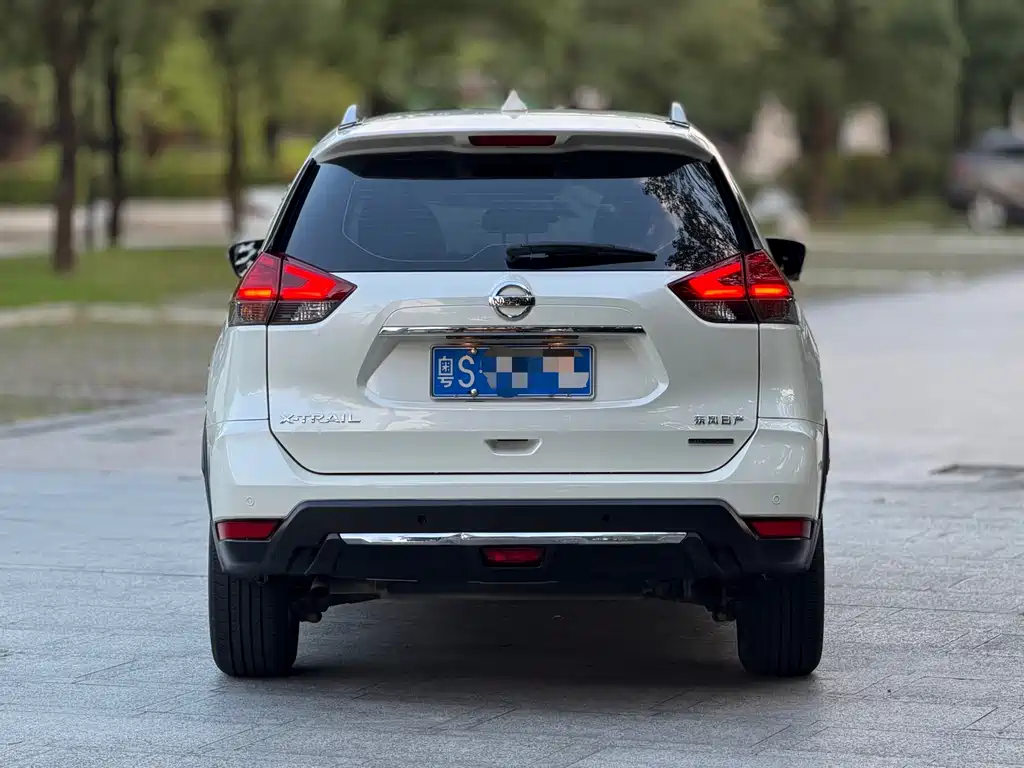 Nissan X-Trail — миниатюра 4