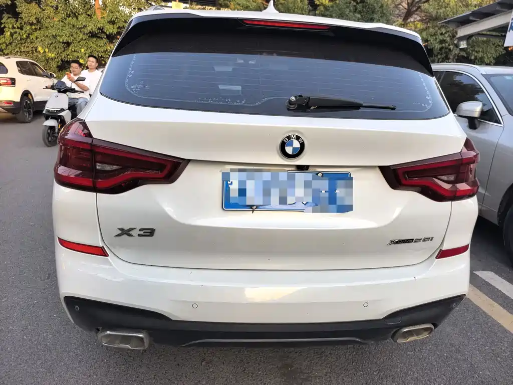 BMW X3 — миниатюра 8