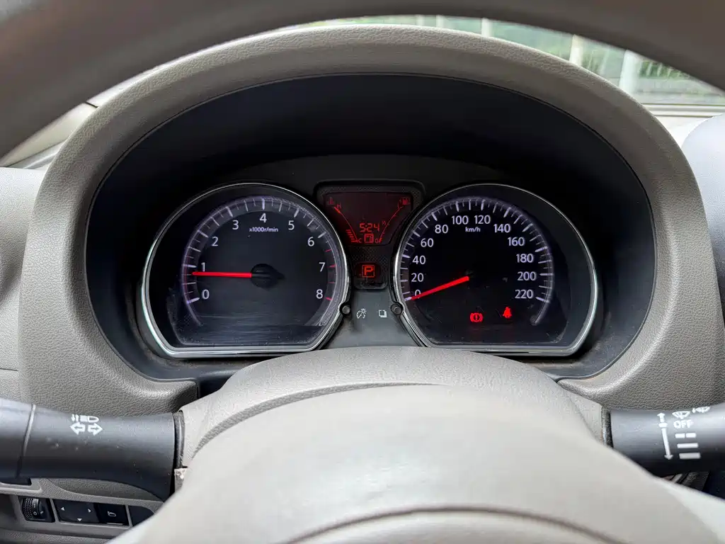 Nissan Sunny 1.5XL CVT Luxury Edition, фото 10