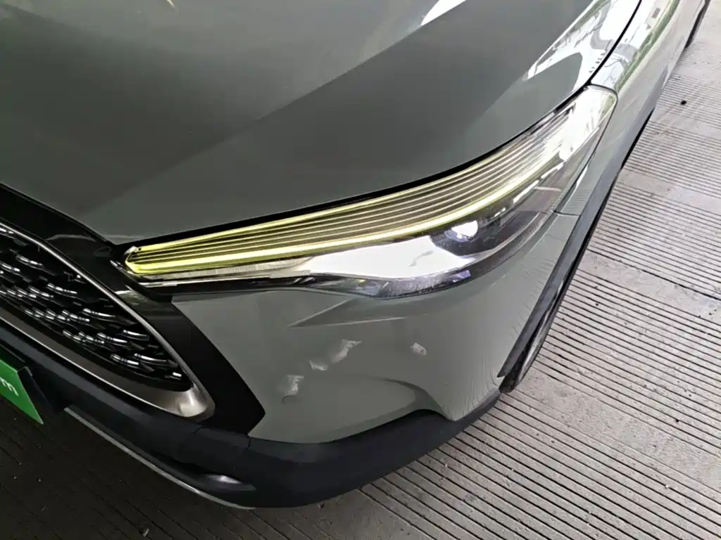Toyota Corolla Cross — миниатюра 24