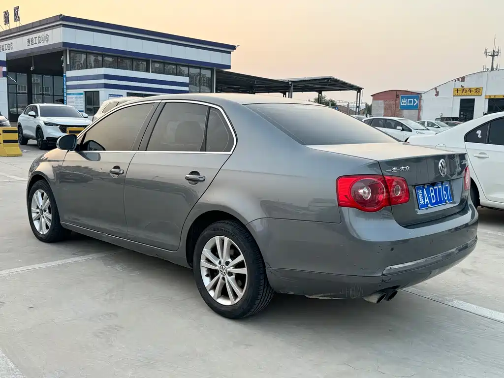 Volkswagen Sagitar — миниатюра 6