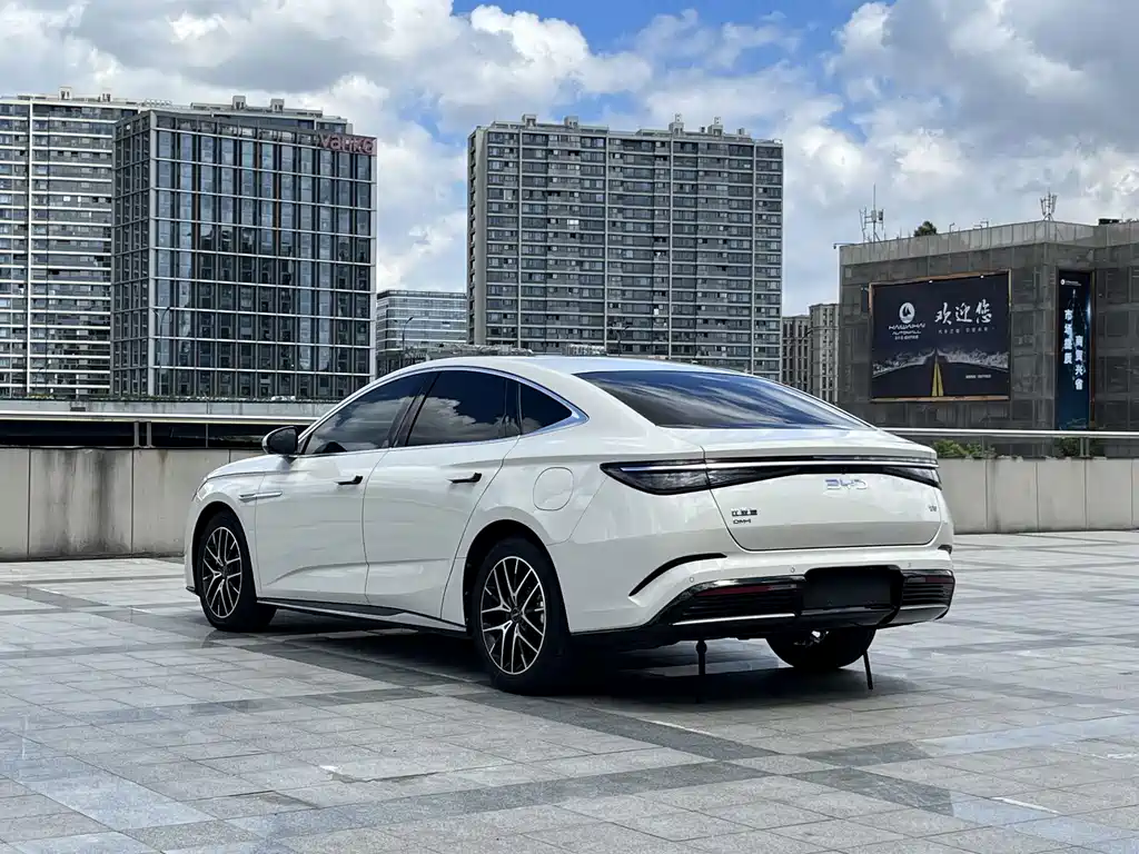BYD Seal — миниатюра 15