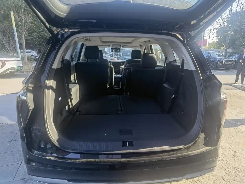 Hongqi HONGQI HS7 PHEV