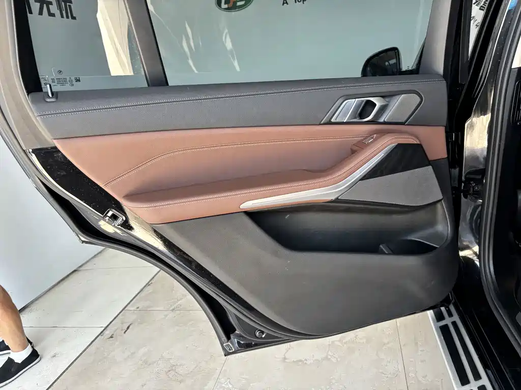 BMW X7 — миниатюра 20