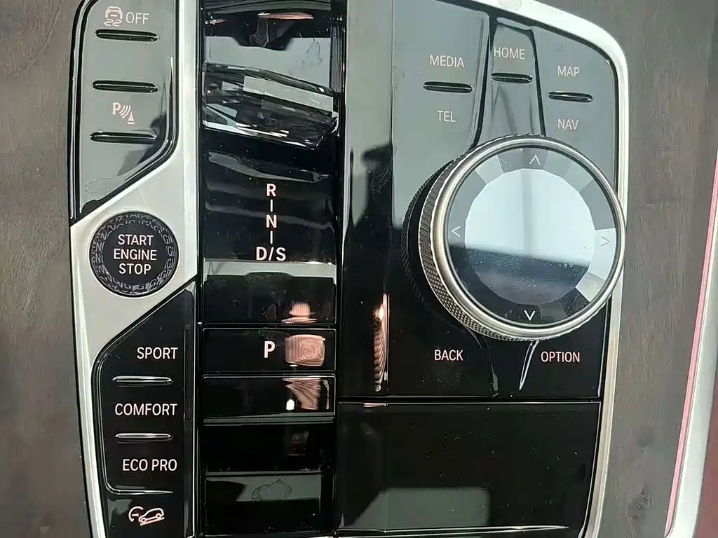 BMW X5 — миниатюра 12