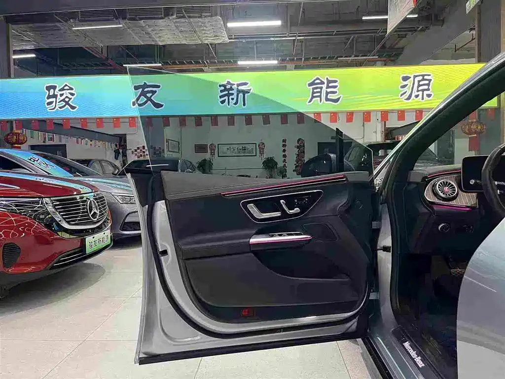 Mercedes-Benz EQE — миниатюра 15