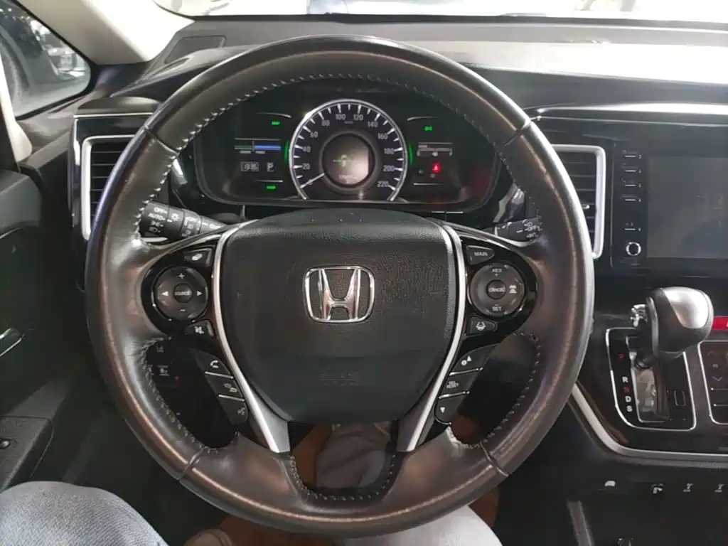 Honda Elysion — миниатюра 11