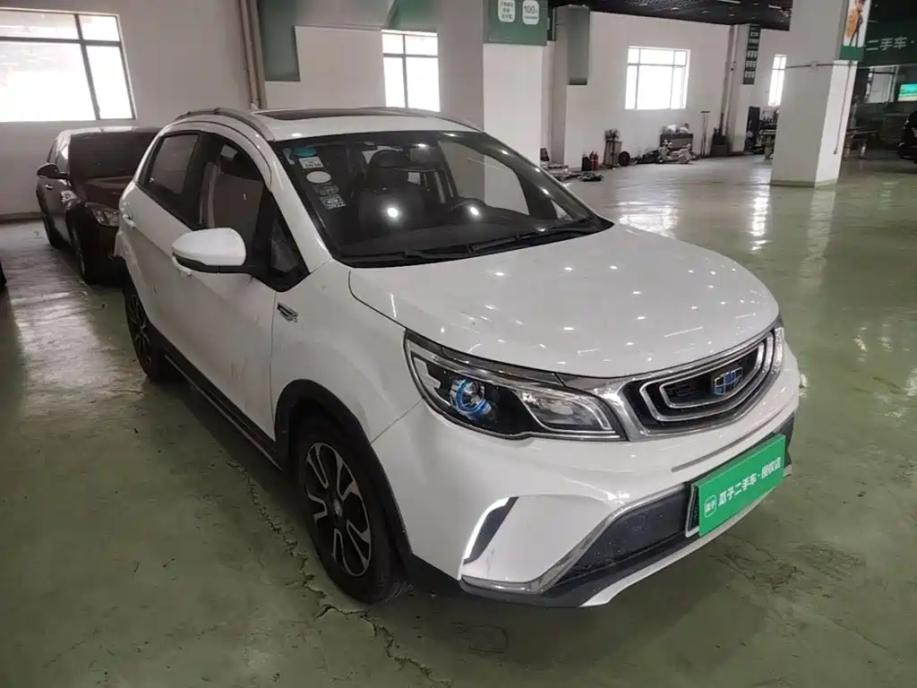 Geely Vision X3 — миниатюра 4