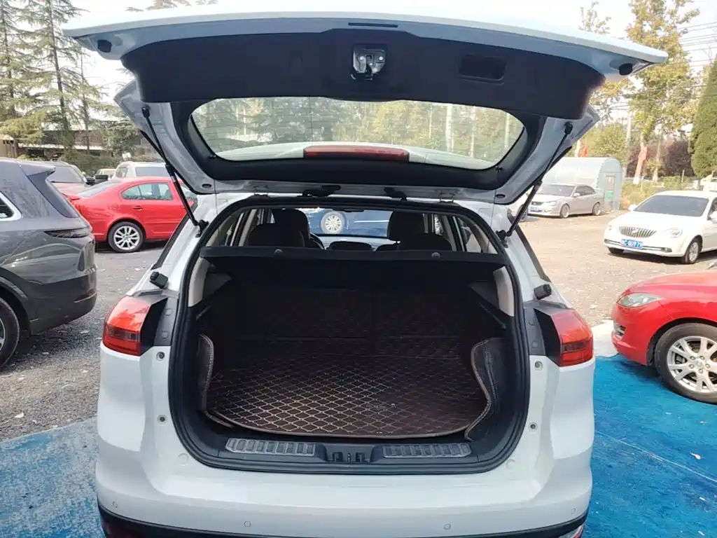 Geely Boyue — миниатюра 19