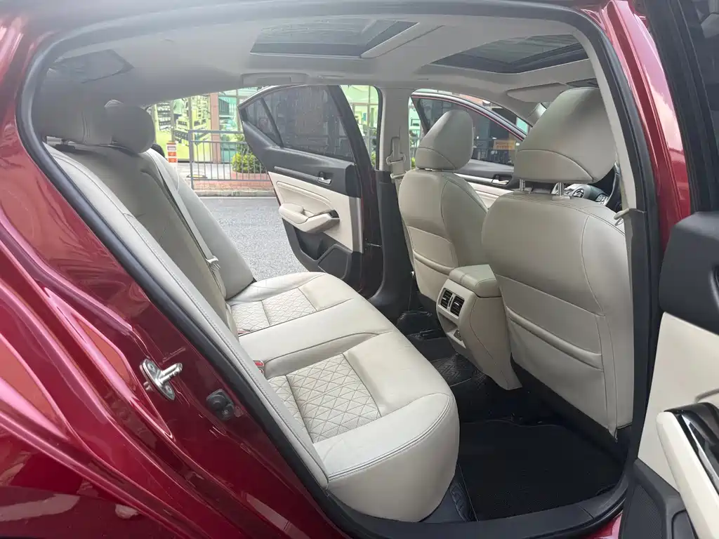 Nissan Teana — миниатюра 14