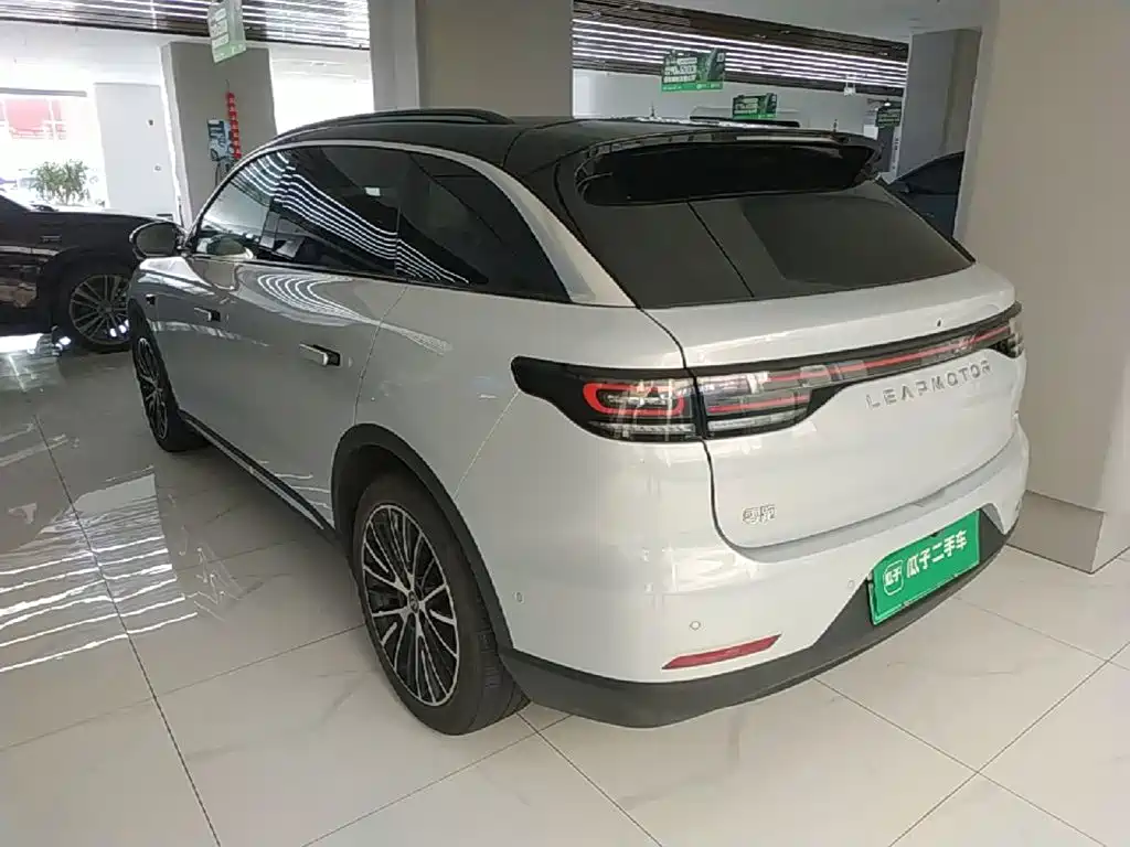 Leapmotor Leapmotor C11 — миниатюра 5