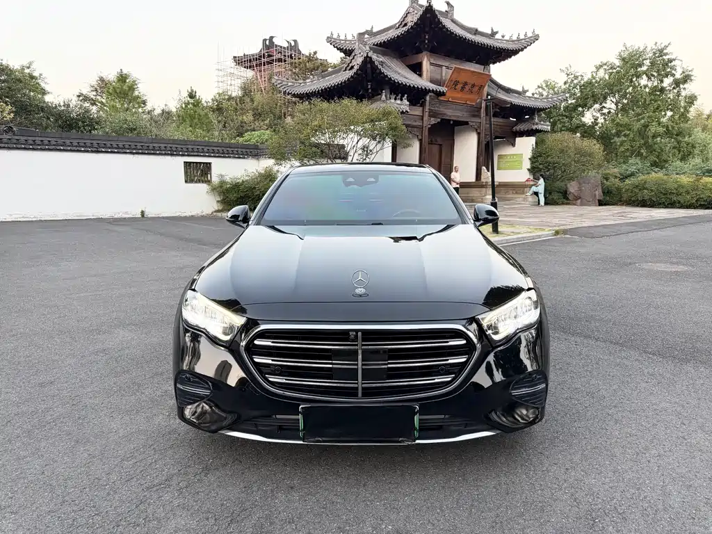 Mercedes-Benz E-Class New Energy — миниатюра 2