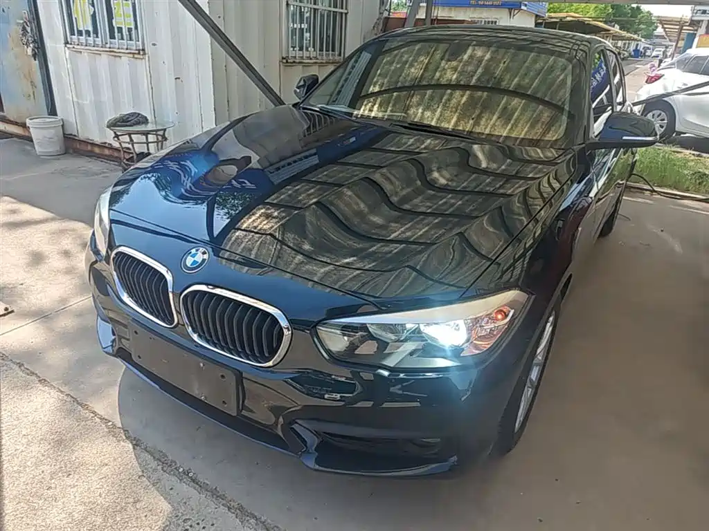 BMW 1 Series (Import) 2016