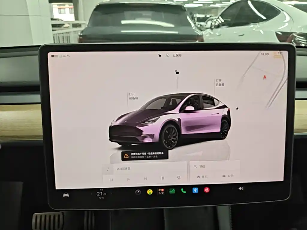 Tesla Model Y — миниатюра 13