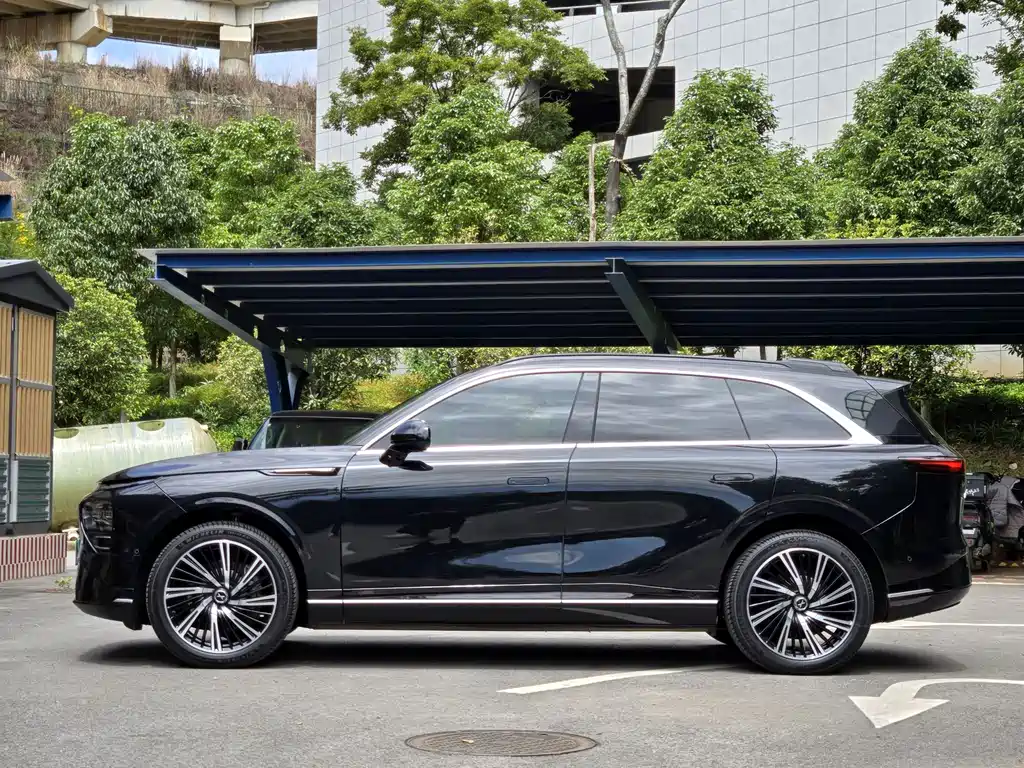 XPeng G9 — миниатюра 4