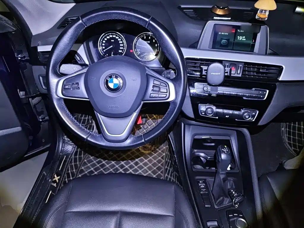 BMW X1 — миниатюра 6