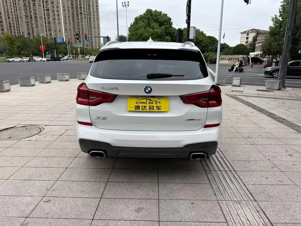 BMW X3 — миниатюра 7