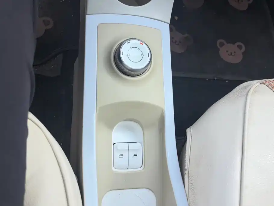 Wuling MINIEV — миниатюра 16