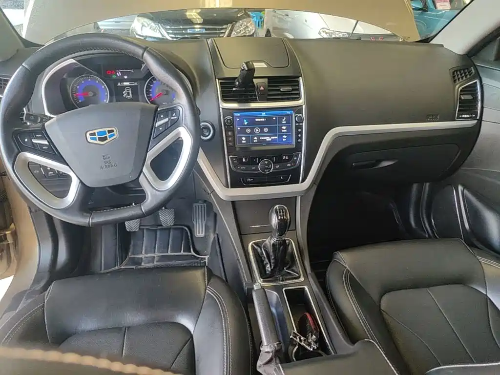 Geely Emgrand — миниатюра 10