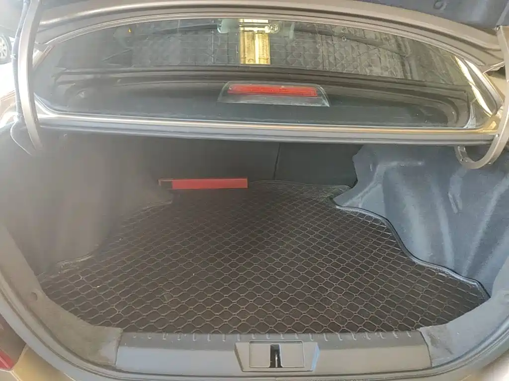 Geely Emgrand — миниатюра 19