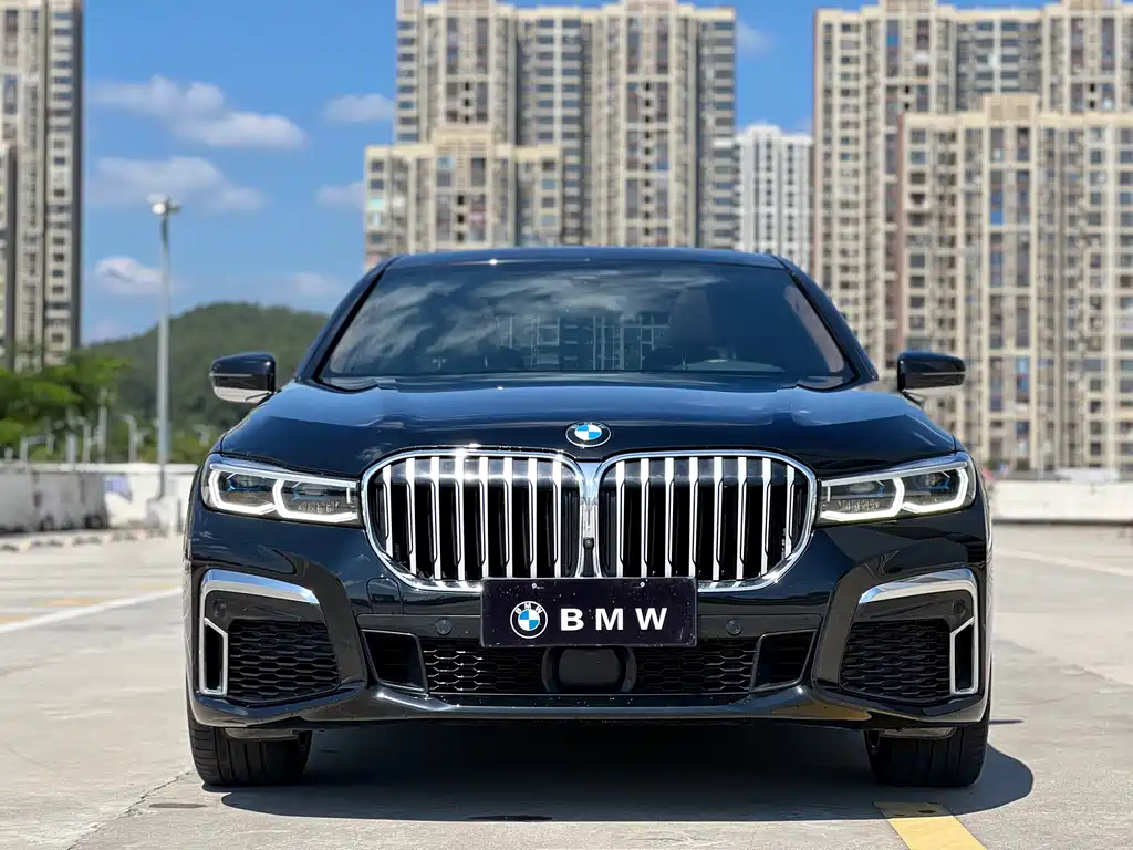 BMW 7 Series — миниатюра 2