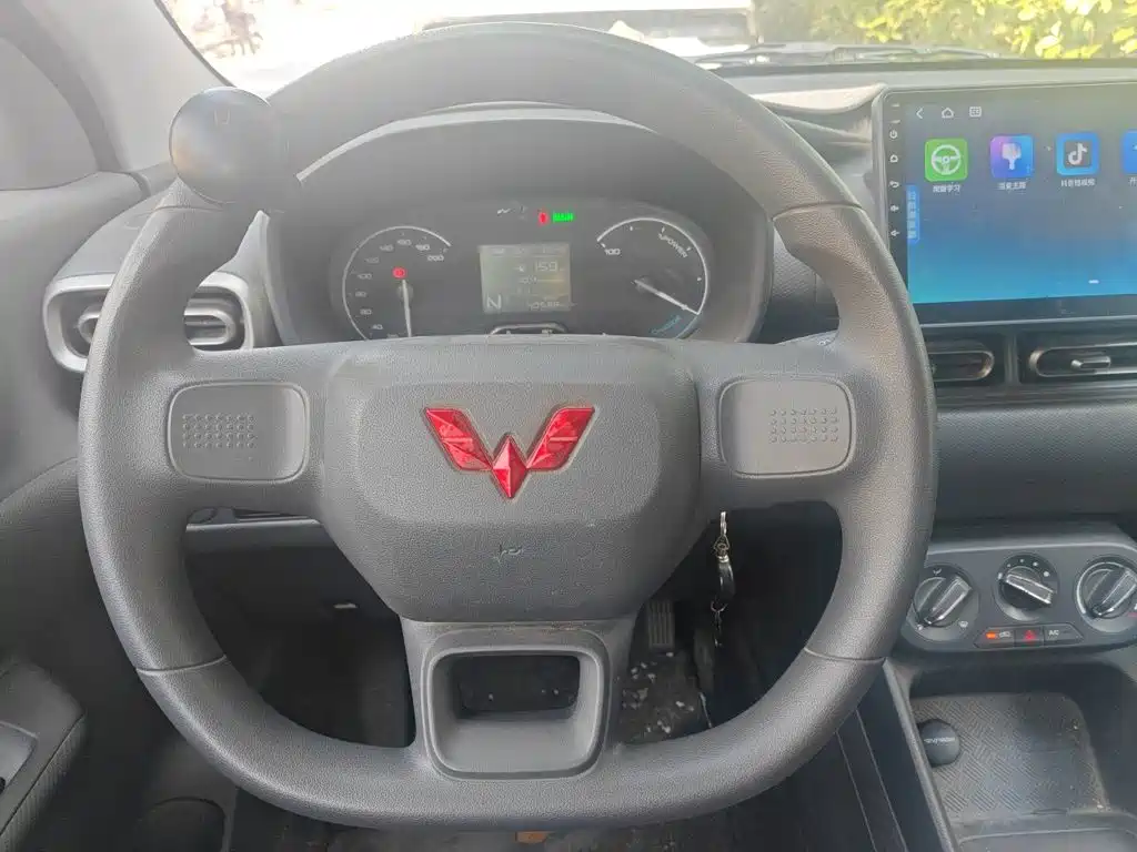Wuling Hongguang EV — миниатюра 11
