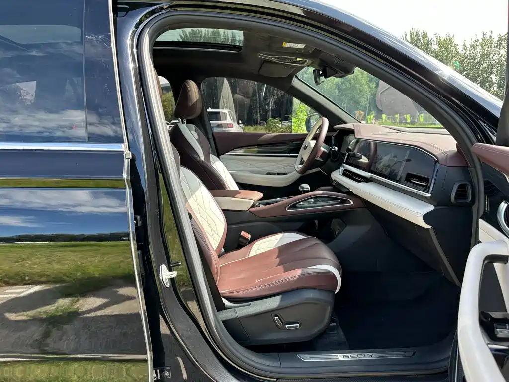 Geely Xingyue L — миниатюра 16