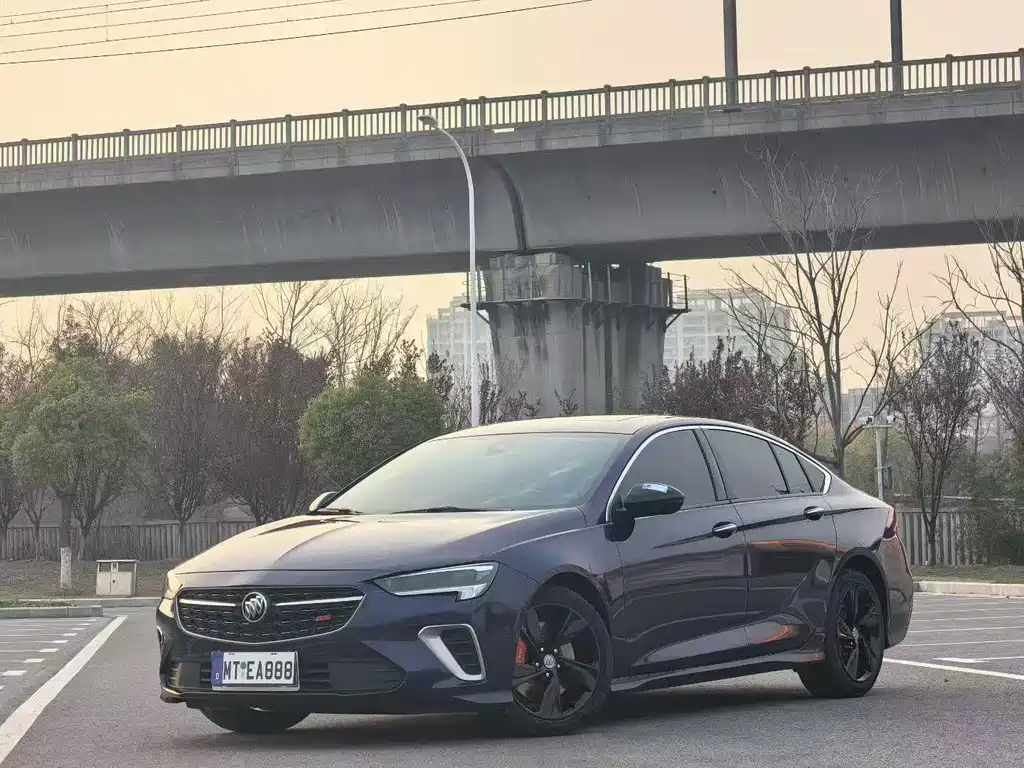 Buick Regal 2021