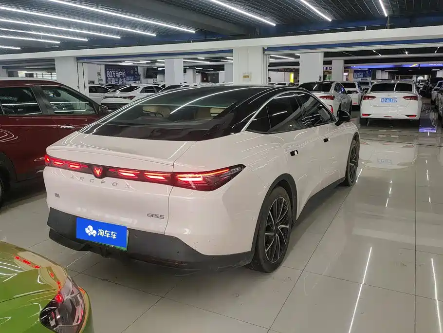 ARCFOX Alpha S5 — миниатюра 3