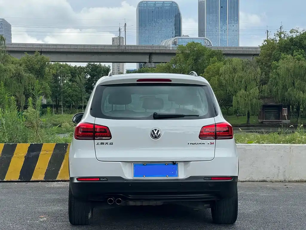 Volkswagen Tiguan — миниатюра 3