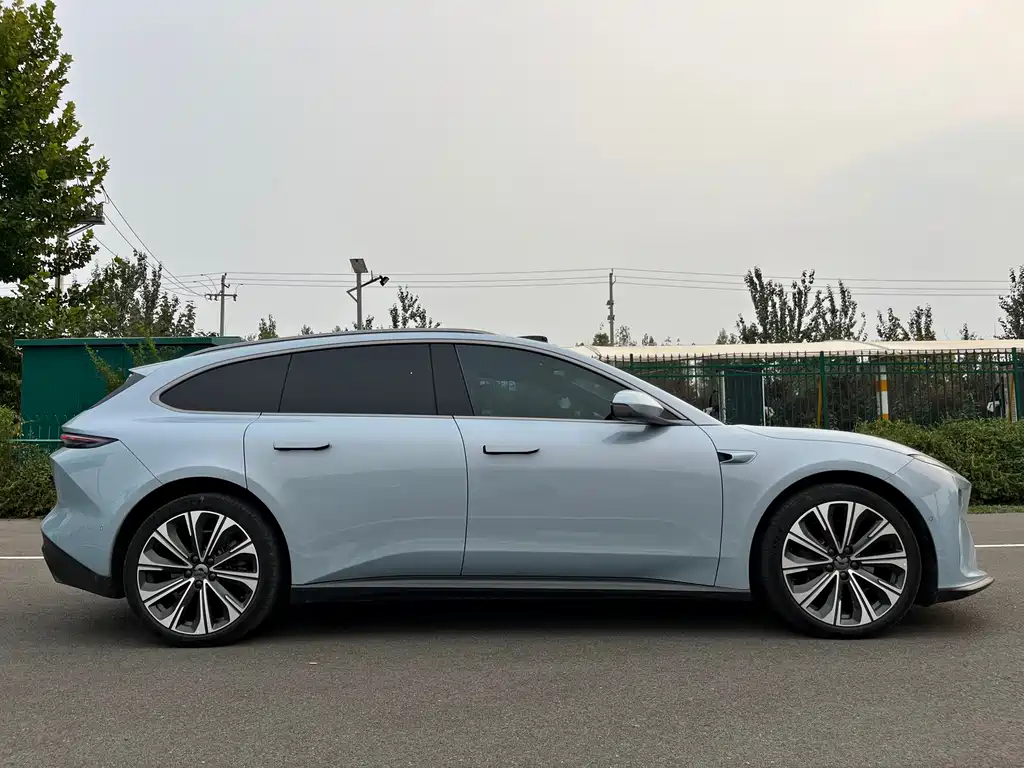 NIO ET5T — миниатюра 16