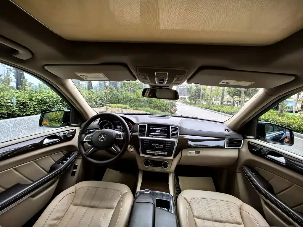 Mercedes-Benz GL-Class — миниатюра 28