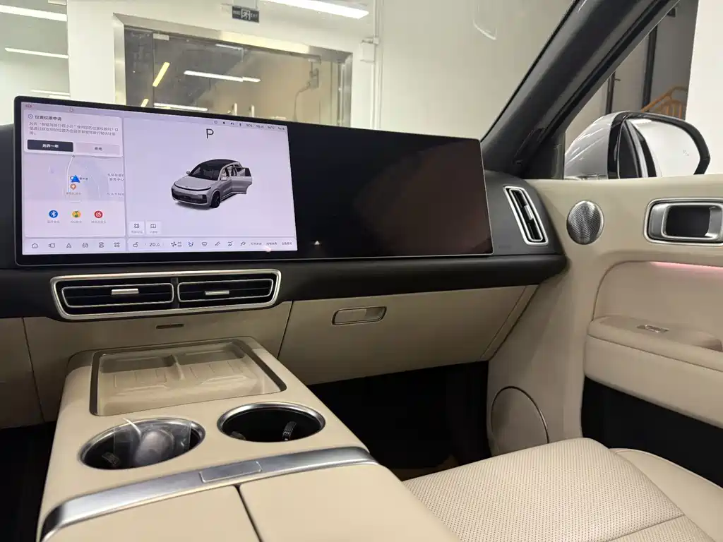 Li Auto Li L8 — миниатюра 17