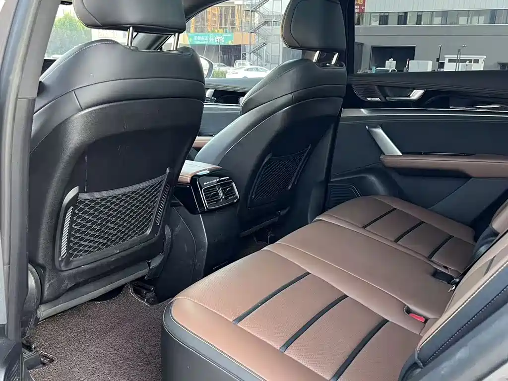 BYD Tang New Energy — миниатюра 8