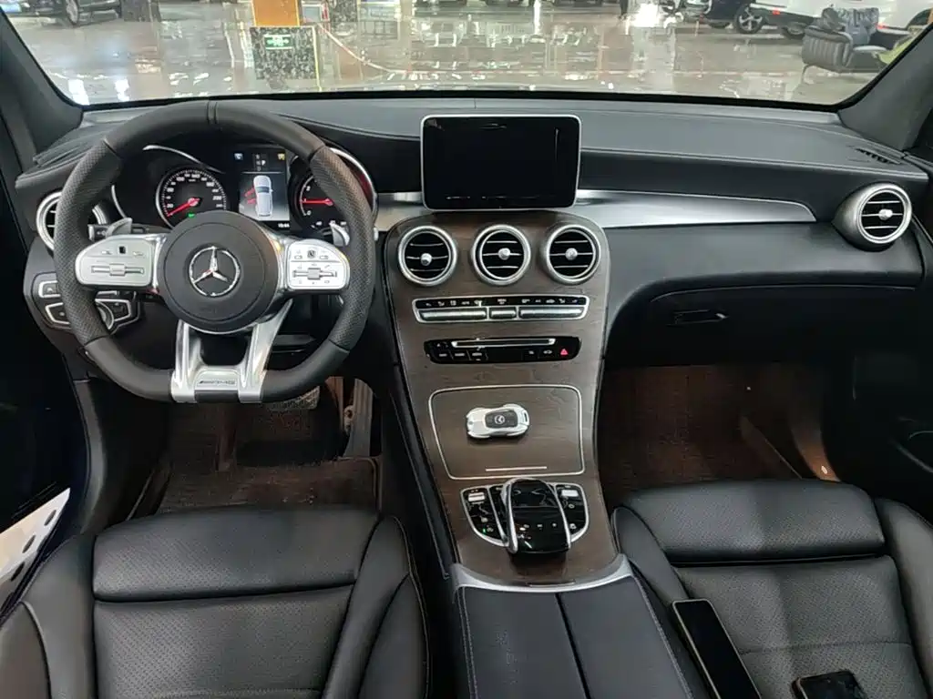 Mercedes-Benz GLC — миниатюра 10
